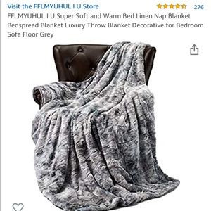 BRAND NEW Grey faux fur blanket